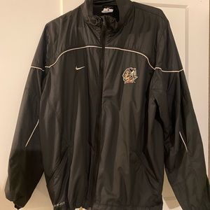 UND Sioux Nike Zip Up — rarely been worn. In perfect condition